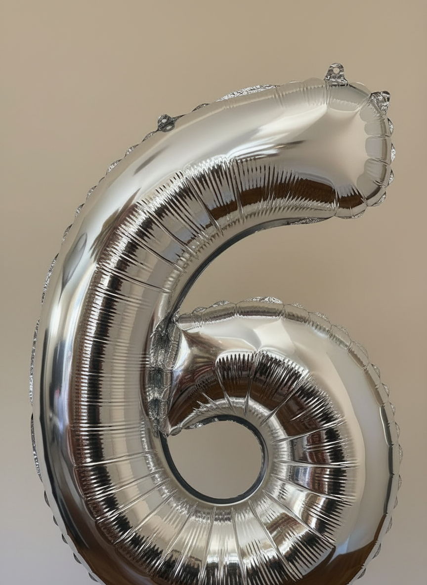 Balon din folie argintie, cifra aniversara 6, 85 cm