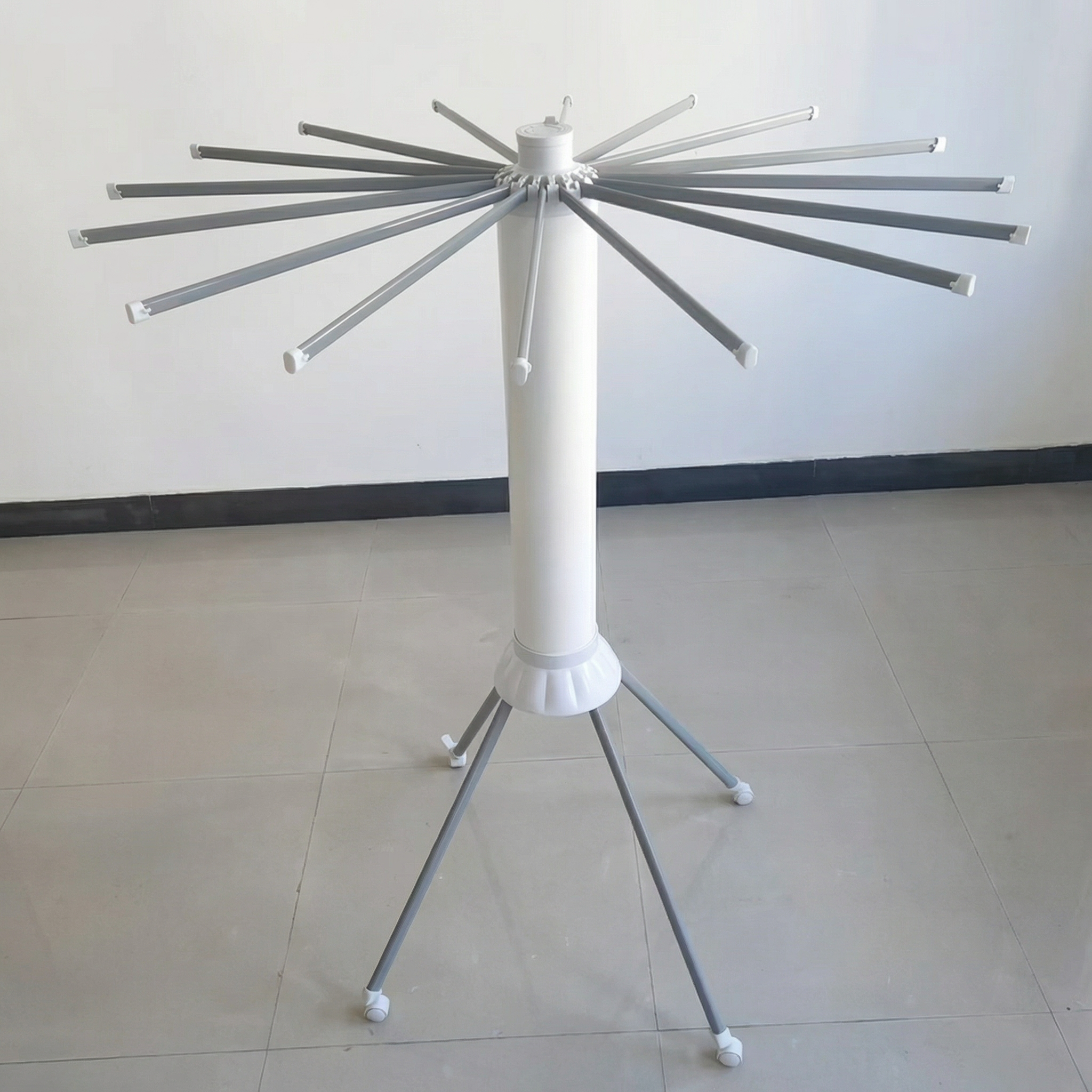 Uscător Pliabil 360° pentru Haine