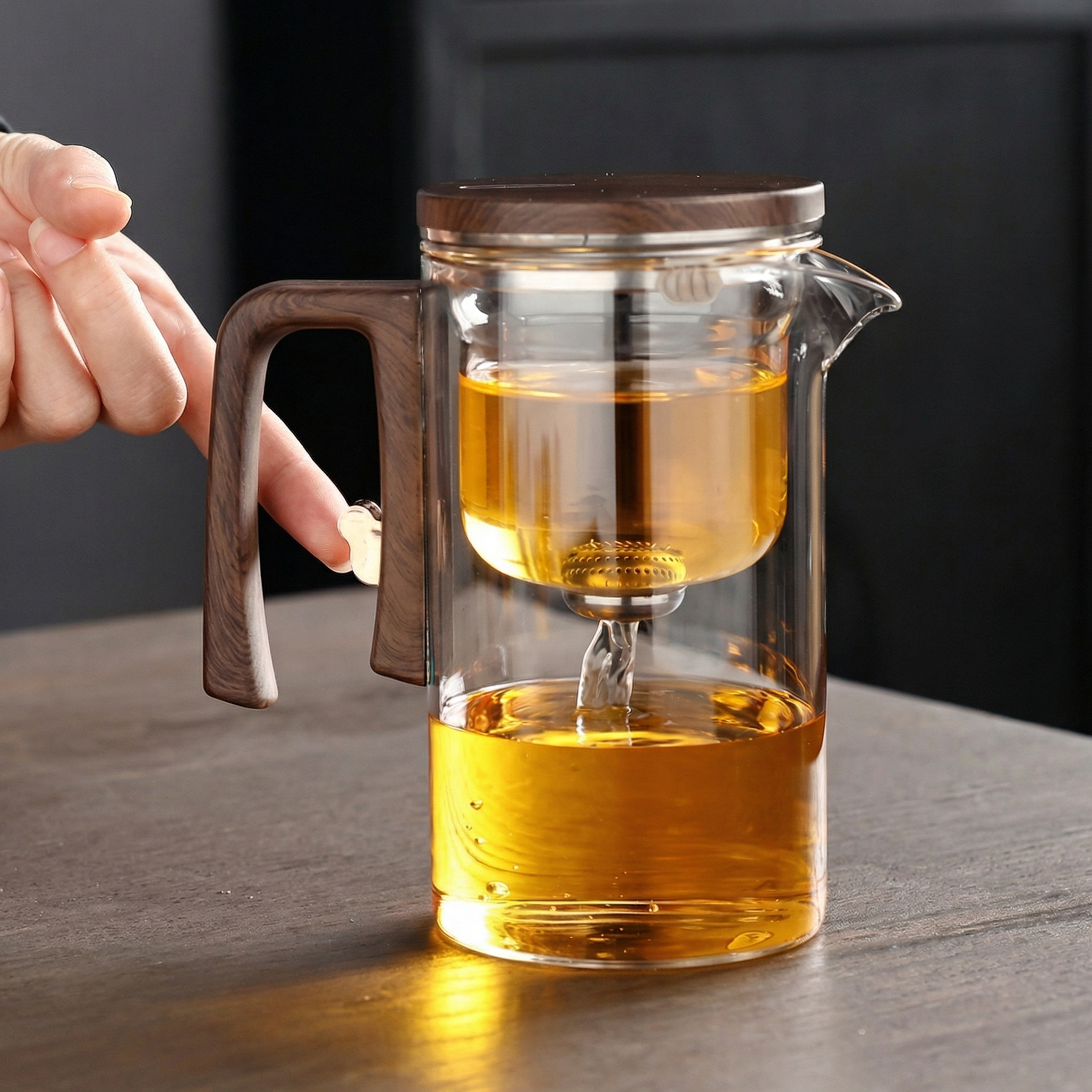 Pahar 2 în 1 - Pahar și Ceainic 600 ml din Sticlă cu Mâner de Lemn