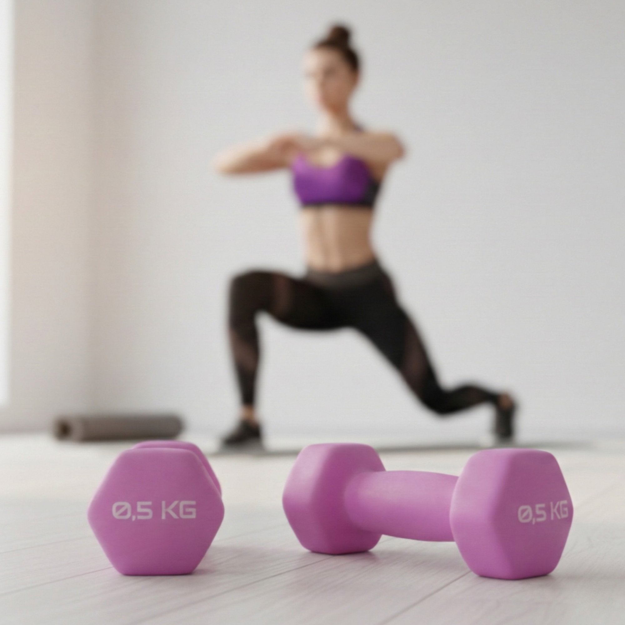 Set 2 Gantere Fitness din Fonta si Vinil, 2 x 0,5 kg, Roz
